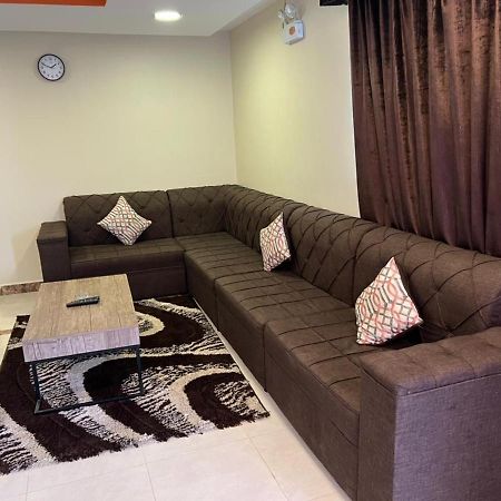 منتجع وشاليهات مورجان الشرق - للعائلات فقط - Dammam Eksteriør billede