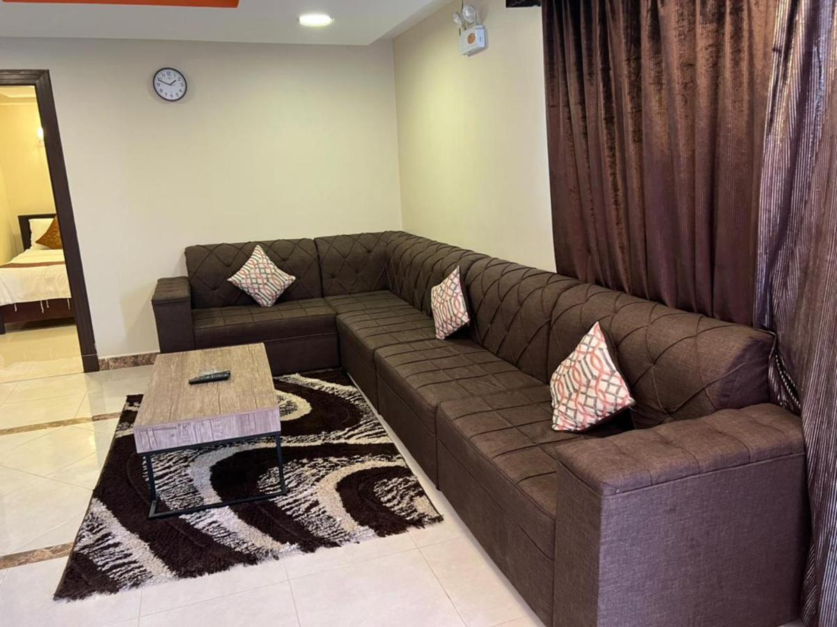 منتجع وشاليهات مورجان الشرق - للعائلات فقط - Dammam Eksteriør billede