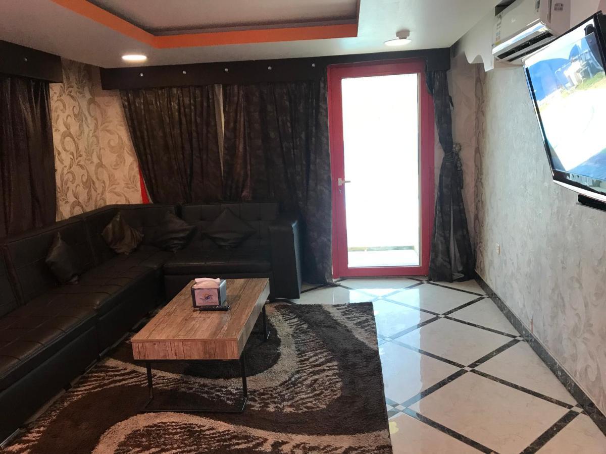 منتجع وشاليهات مورجان الشرق - للعائلات فقط - Dammam Eksteriør billede